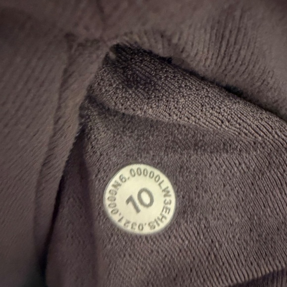 Lululemon Ready to Rulu Pullover - Picture 4 of 4